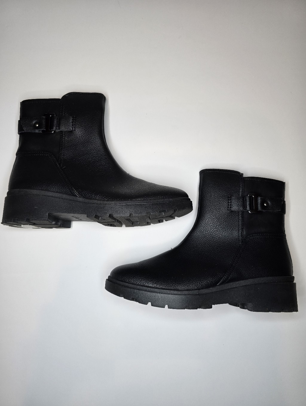Clarks Collection Ultimate Comfort Black Ankle Boots Womens 7.5 — image 3 of 8
